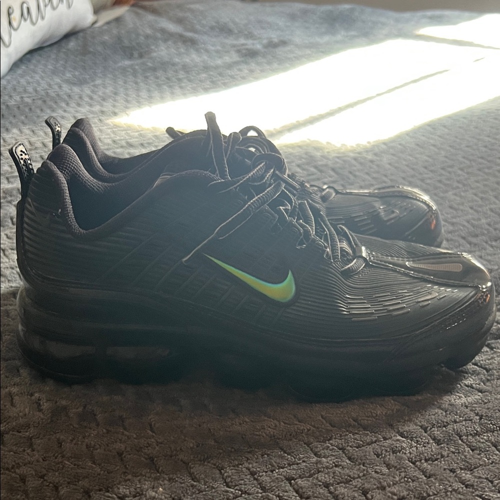 Nike Men's Black with Neon Green Accents Athletic Shoes